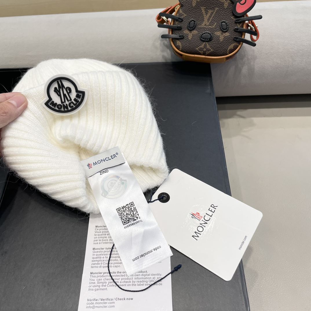 Moncler Caps